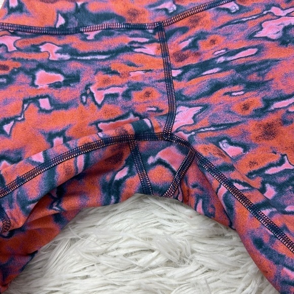 Lululemon Wunder Train High-Rise Short 6" Chroma Clash Multi - Picture 2 of 5